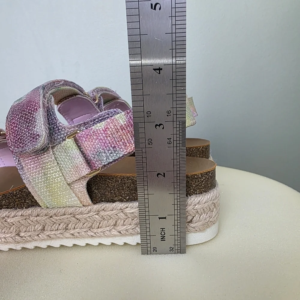Madden Girl Teddy-T Pastel Tie-Dye Platform Velcro Sandals, Size 4 NEW IN BOX!